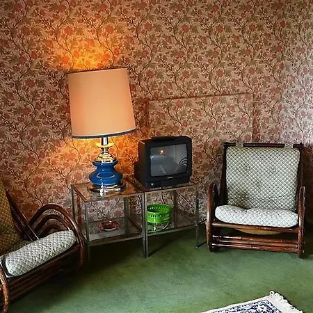 Sleeps 8 Wifi *
